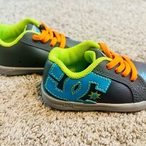 DC Kids' Gray Sneakers with Orange and Green Accents